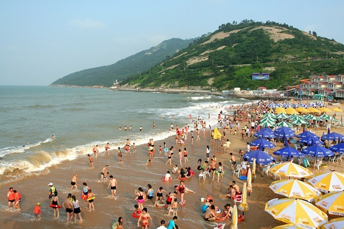政府支持·連云港連島海濱浴場免門票了!浪漫連島+蘇馬灣+大沙灣一日游99元/人·送洗衣液一袋(2KG),送價值78元洋河酒1瓶
